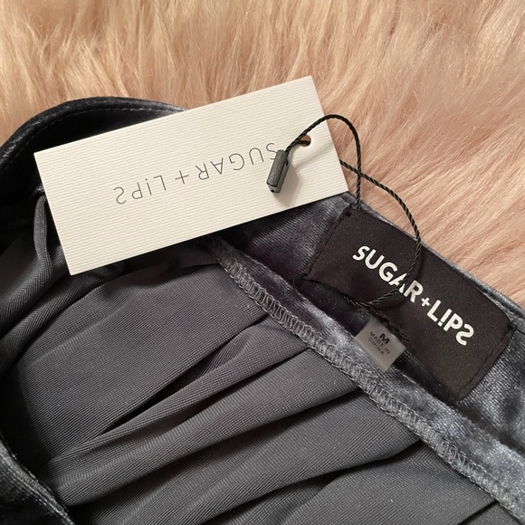 SUGAR + LIPS blueish grey metallic pleated skirt - Picture 4 of 4